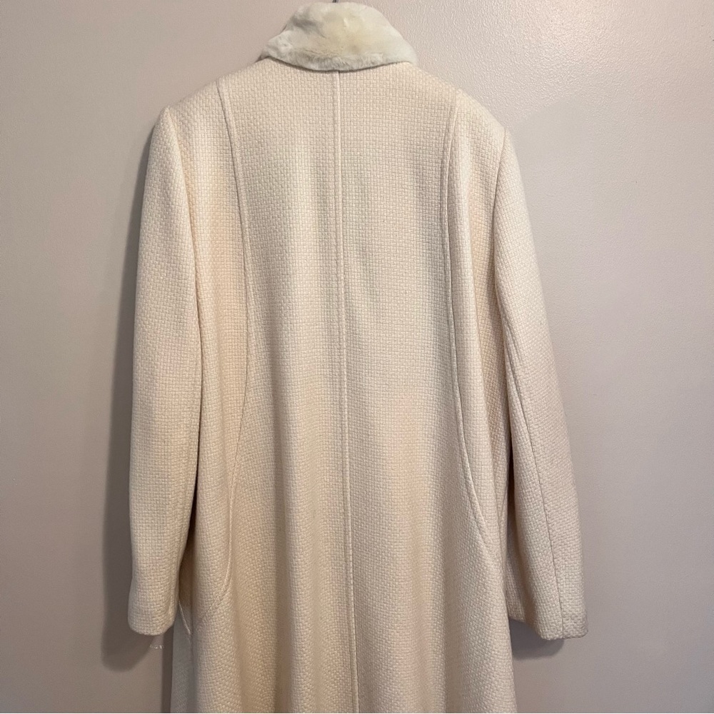 Vintage faux fur trim wool cream coat - Picture 3 of 6